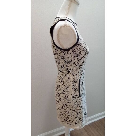 Monteau Dress - Picture 3 of 3